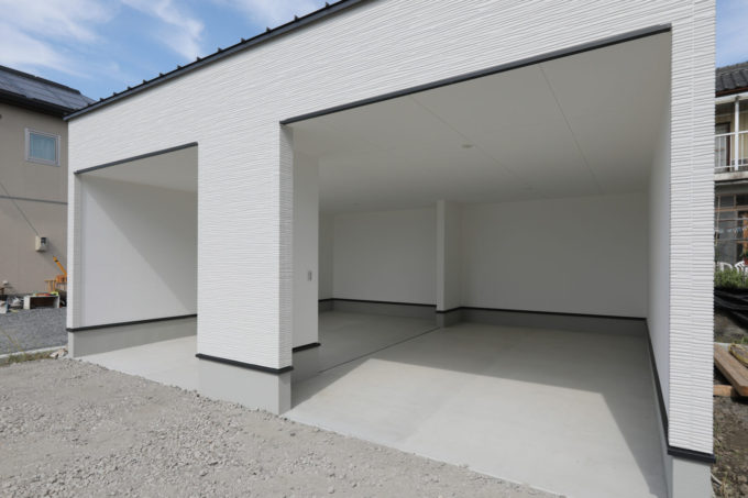 ガレージ　エクステリア　シブサワスタイル