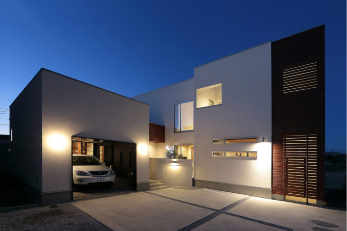 ビルトインガレージ　シブサワスタイル