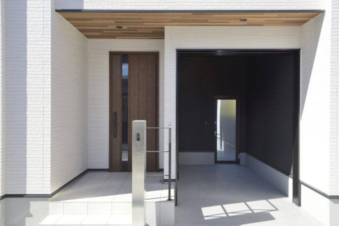 シブサワスタイル、バイクガレージ、レッドシダー