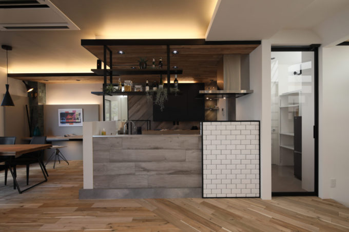 造作キッチン　シブサワスタイル