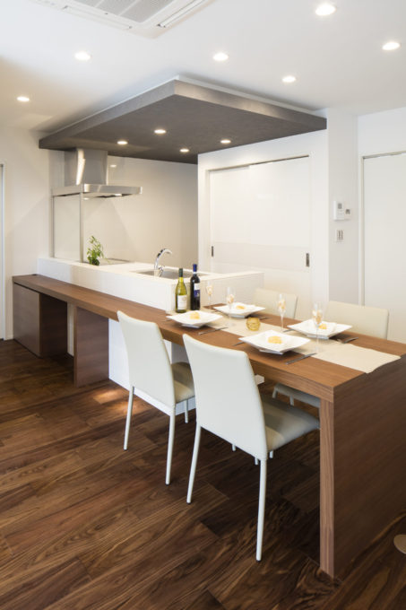 シブサワスタイル　モダン　ダイニング　ダイニングテーブル　造作家具　造作　カウンター　オリジナルキッチン　