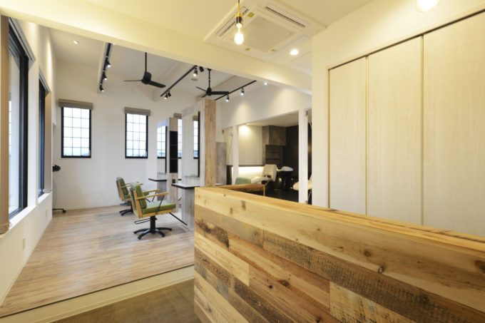 シブサワスタイル　美容室　ヘアサロン　造作カウンター