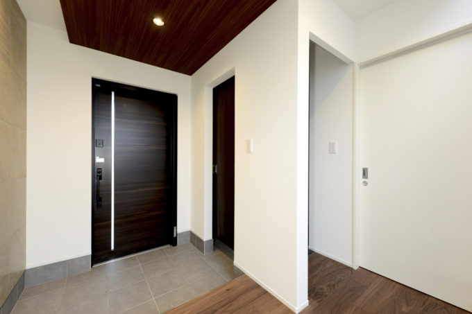 2WAY動線　玄関　シブサワスタイル