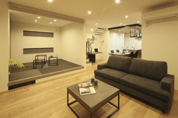 群馬　シブサワスタイル　カフェモダン