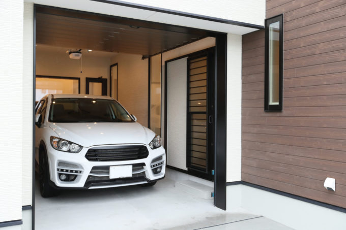 注文住宅　シブサワスタイル　ビルトインガレージ