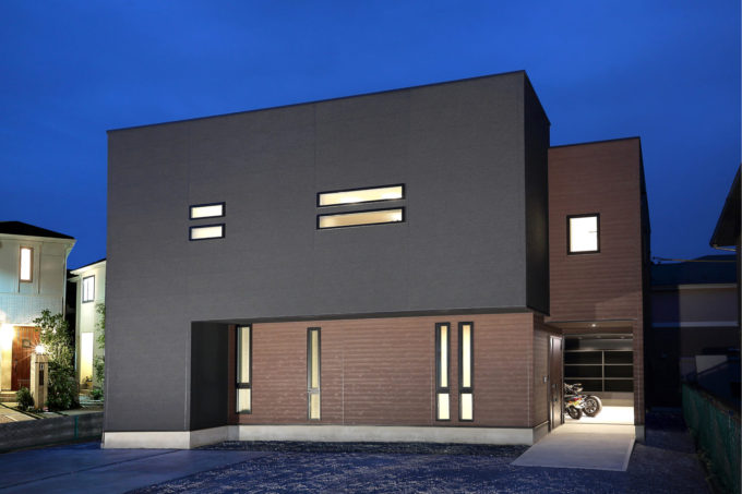 シブサワスタイル　注文住宅　バイクガレージ