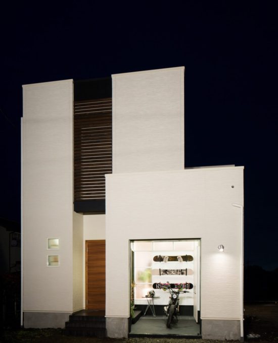 シブサワスタイル　注文住宅　バイクガレージ